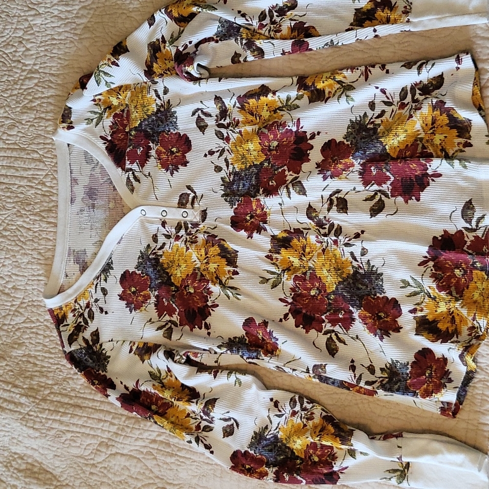 Floral waffle knit shirt
